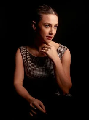 Lili Reinhart OnlyFans Leaked Free Thumbnail Picture - #xRULpafrA8
