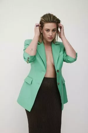 Lili Reinhart OnlyFans Leaked Free Thumbnail Picture - #y4w9pIsNPM