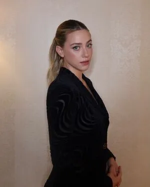 Lili Reinhart OnlyFans Leaked Free Thumbnail Picture - #zqLUCFsGQO