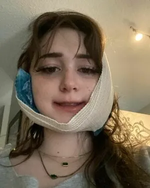 Lilibet OnlyFans Leaked Free Thumbnail Picture - #o997EdNugF