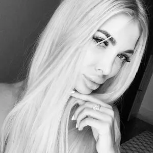 Liliililili333 OnlyFans Leaked Free Thumbnail Picture - #4CBcw8RWZK