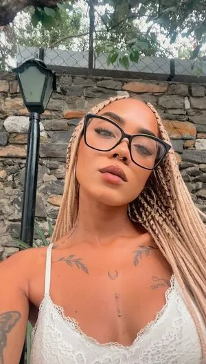 Lilith Briola OnlyFans Leaked Free Thumbnail Picture - #i0H3DKj9vB