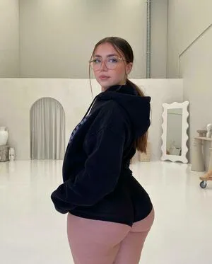 Lilith Cavaliere OnlyFans Leaked Free Thumbnail Picture - #RHmiZ6pLy4