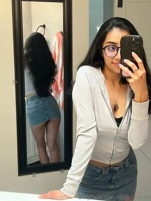 Lilith Yvaine OnlyFans Leaked Free Thumbnail Picture - #FbTW72VyVh