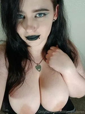 Lilithcrossbones OnlyFans Leaked Free Thumbnail Picture - #ca6LTe2JO6
