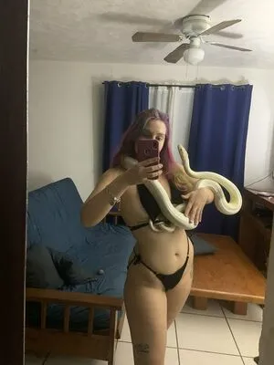 Lilithsnake OnlyFans Leaked Free Thumbnail Picture - #1v8IUHEN4X