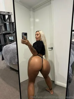 Lilithyourfavourite OnlyFans Leaked Free Thumbnail Picture - #7PsNY7C0ig