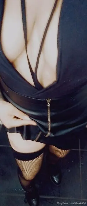 Liliveil666 OnlyFans Leaked Free Thumbnail Picture - #3PC4RNLQSU