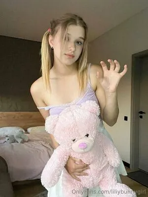 Liliybunnygirl OnlyFans Leaked Free Thumbnail Picture - #8KhyY1UXal