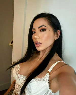 Lilkymchiii OnlyFans Leaked Free Thumbnail Picture - #5dTx32opS0