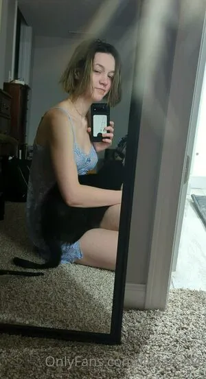 Lillean Eve OnlyFans Leaked Free Thumbnail Picture - #18OvT4tMij