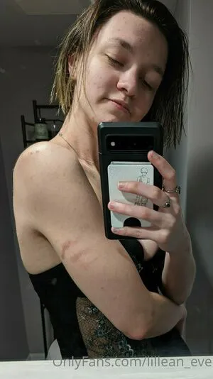 Lillean Eve OnlyFans Leaked Free Thumbnail Picture - #T8sUbTH92Y