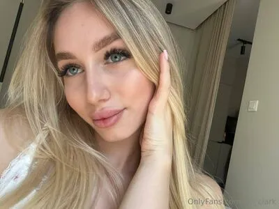 Lilli Clark OnlyFans Leaked Free Thumbnail Picture - #2dXv2Fav8b