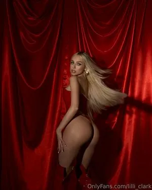 Lilli Clark OnlyFans Leaked Free Thumbnail Picture - #DC33AQ8L0b