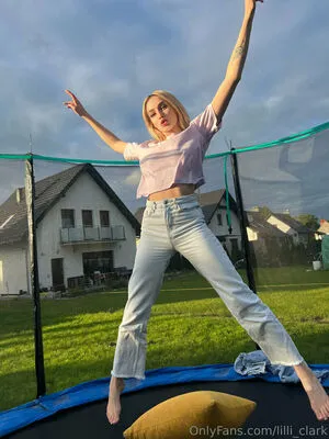 Lilli Clark OnlyFans Leaked Free Thumbnail Picture - #VKXGHeIbnY