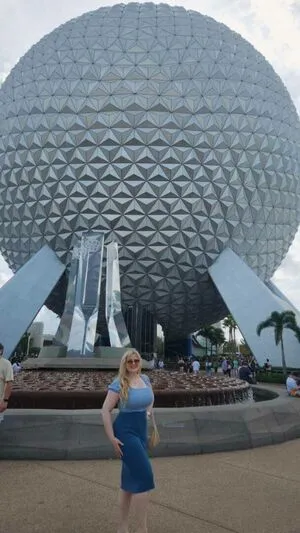 Lilli Luxe OnlyFans Leaked Free Thumbnail Picture - #ywPqbAB0BC