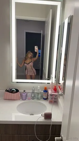 Lilliandelaney OnlyFans Leaked Free Thumbnail Picture - #HlYmV497DX