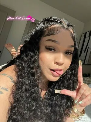 Lillianlovefeet OnlyFans Leaked Free Thumbnail Picture - #zMlo5ogkmT