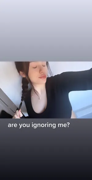 Lillie Anne Moore OnlyFans Leaked Free Thumbnail Picture - #T1nrADzeki