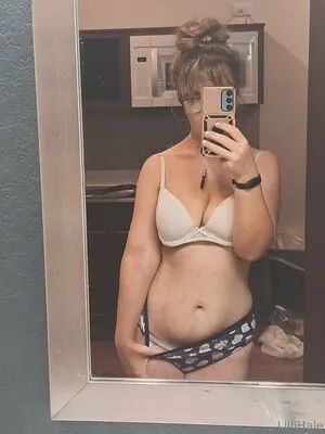 Lillihalereal88 OnlyFans Leaked Free Thumbnail Picture - #CFE1NlhAXH