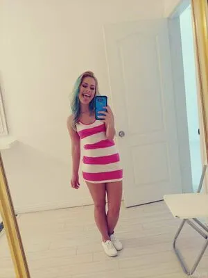 Lillillylitxxx OnlyFans Leaked Free Thumbnail Picture - #olPqv3aze3