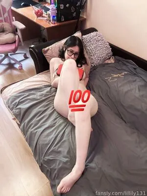 Lillily131 OnlyFans Leaked Free Thumbnail Picture - #idZfcYz3la