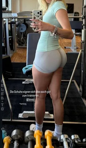 Lillimsr OnlyFans Leaked Free Thumbnail Picture - #6Y7aLmbmum