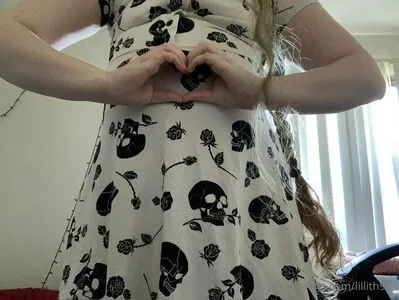 Lillith915 OnlyFans Leaked Free Thumbnail Picture - #00FVTtA4kI