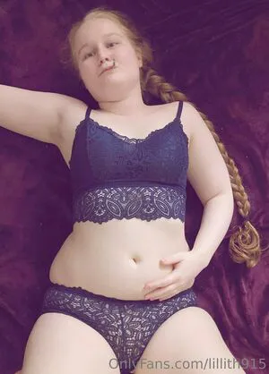 Lillith915 OnlyFans Leaked Free Thumbnail Picture - #U1PjS1Mikr