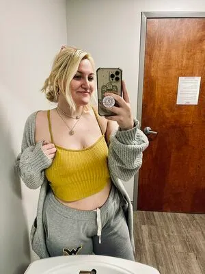 Lilllbrieee OnlyFans Leaked Free Thumbnail Picture - #AaNXsI9euS