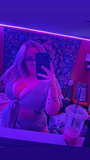 Lilly Alcorn OnlyFans Leaked Free Thumbnail Picture - #4j1pxxSTXG