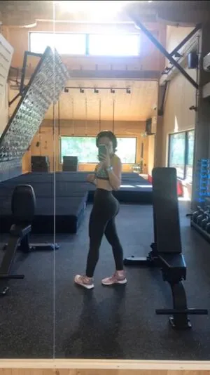 Lilly Breton OnlyFans Leaked Free Thumbnail Picture - #SUTne76M74