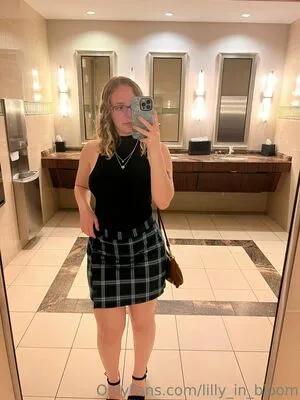 Lilly In Bloom OnlyFans Leaked Free Thumbnail Picture - #ENhtOHtoaT