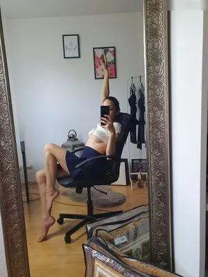 Lilly Lil OnlyFans Leaked Free Thumbnail Picture - #5F38AQuxz2