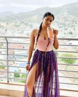 Lilly Singh OnlyFans Leaked Free Thumbnail Picture - #DpJqVGawrB