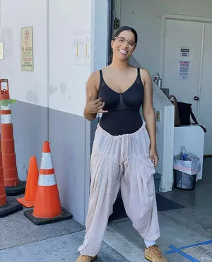 Lilly Singh OnlyFans Leaked Free Thumbnail Picture - #Sb0TWUZ93d