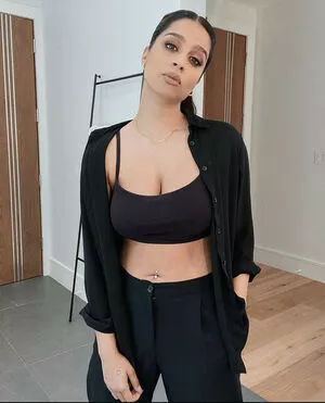 Lilly Singh OnlyFans Leaked Free Thumbnail Picture - #cDKLibrIFY