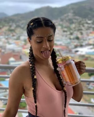 Lilly Singh OnlyFans Leaked Free Thumbnail Picture - #cRTS0qVV47