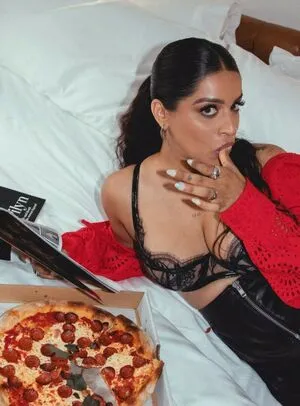 Lilly Singh OnlyFans Leaked Free Thumbnail Picture - #ikLvdweEzt