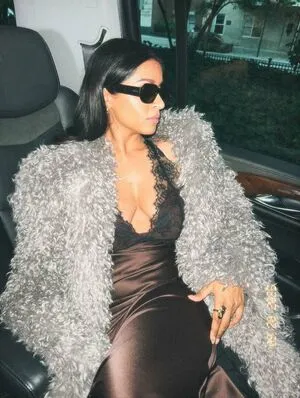 Lilly Singh OnlyFans Leaked Free Thumbnail Picture - #jIrsHukNmH