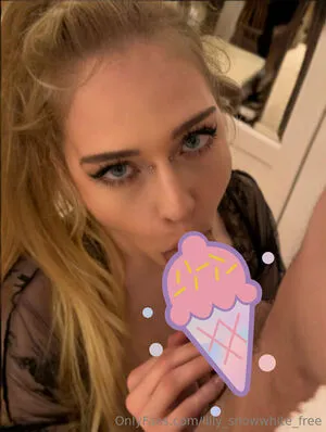 Lilly Snowwhite Free OnlyFans Leaked Free Thumbnail Picture - #sDmNMj5u0n