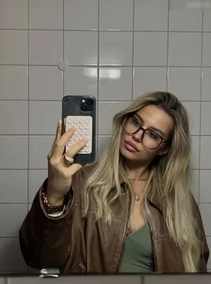 Lilly Solterbeck OnlyFans Leaked Free Thumbnail Picture - #9wNhPUuxBF