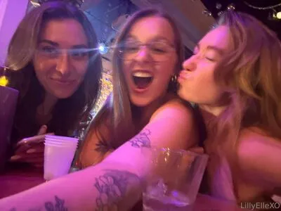 Lillyellexo OnlyFans Leaked Free Thumbnail Picture - #iS2vsi0Y4w