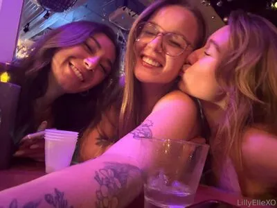 Lillyellexo OnlyFans Leaked Free Thumbnail Picture - #t9G9fTdNsp