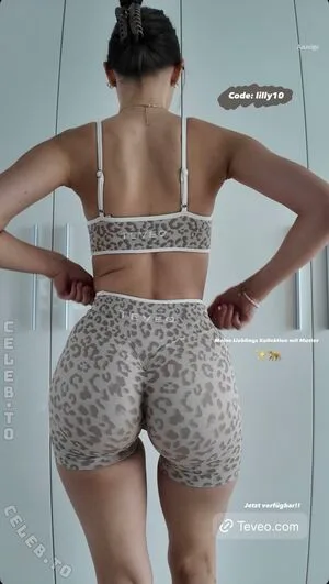 Lillyfayye OnlyFans Leaked Free Thumbnail Picture - #AiwemmGKf7