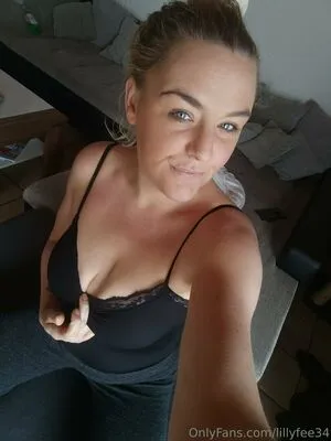 Lillyfee34 OnlyFans Leaked Free Thumbnail Picture - #CbcpQpJ4Ir