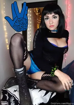 Lillygrxy OnlyFans Leaked Free Thumbnail Picture - #sZSL3jyea9