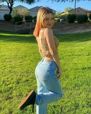 Lillylegends OnlyFans Leaked Free Thumbnail Picture - #GqN2946Haf