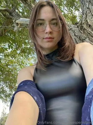 Lillylovespenisland OnlyFans Leaked Free Thumbnail Picture - #BeiUIYiPVZ