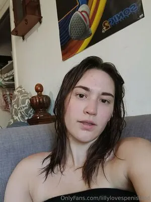 Lillylovespenisland OnlyFans Leaked Free Thumbnail Picture - #IPcl8KUNFF